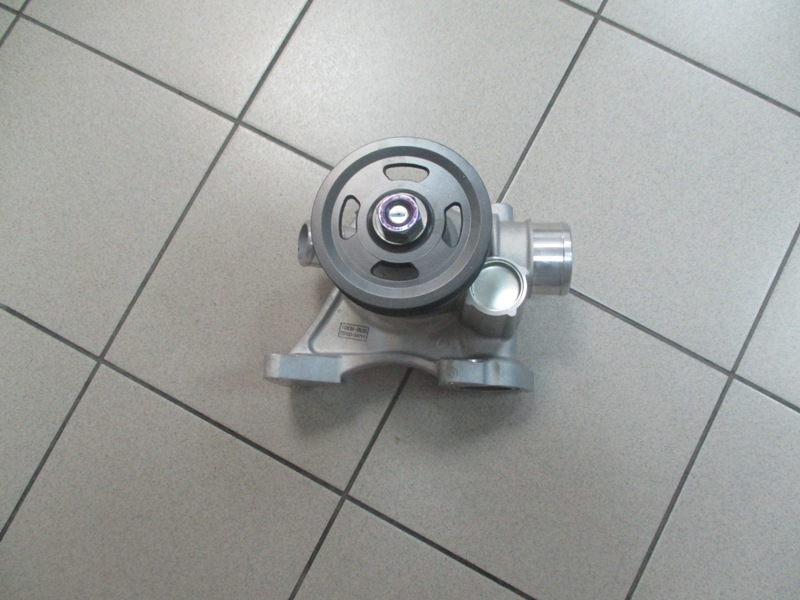 Помпа водяная ДВС D6CB Hyundai Univers