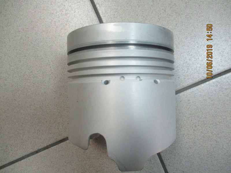 Поршень ДВС EF750 Grandbird